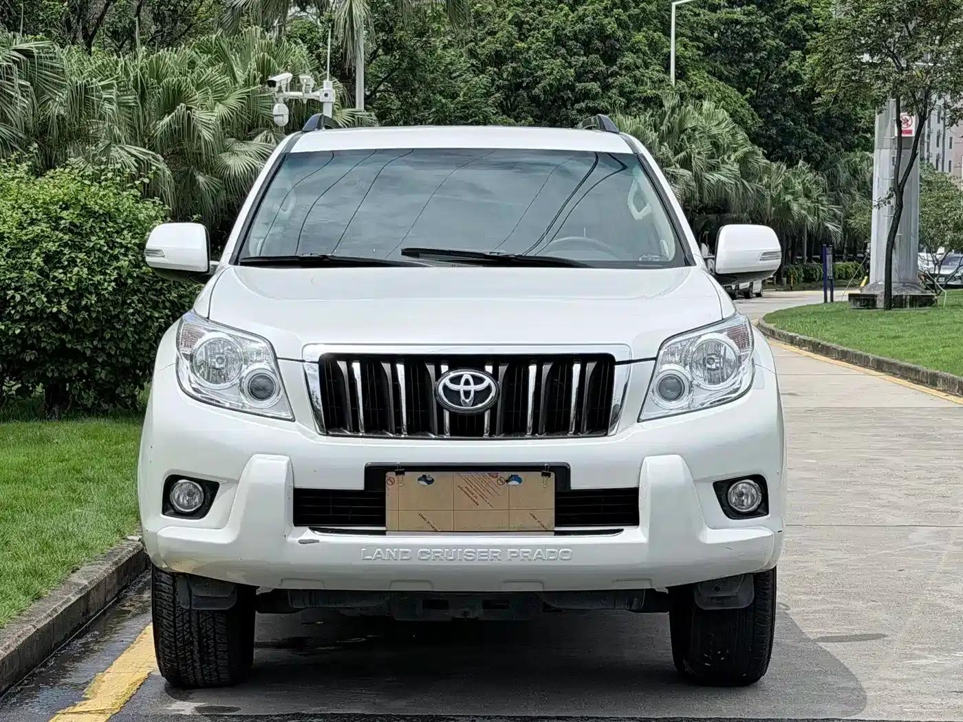 2010 Prado Imported Model 2.7L Automatic Luxury Edition — миниатюра 2