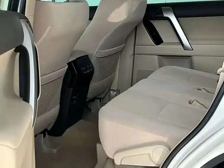2023 Prado (Imported) 4.0L Automatic — миниатюра 13