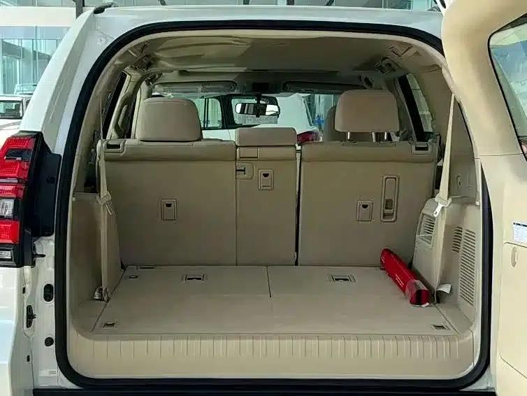2023 Prado (Imported) 4.0L Automatic — миниатюра 14