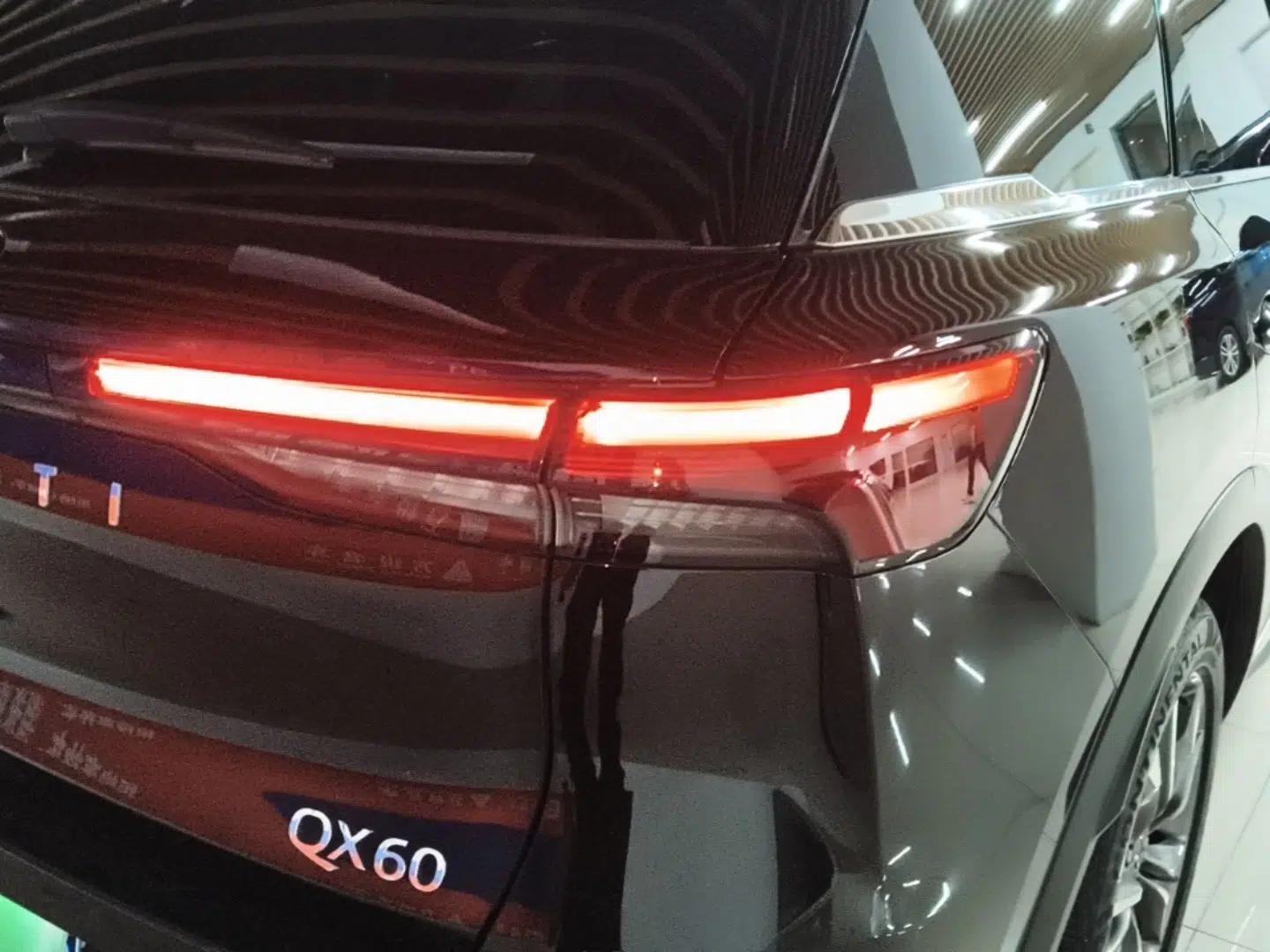 Infiniti QX60 2024 2.0T Four-Wheel Drive Luxury Edition — миниатюра 9