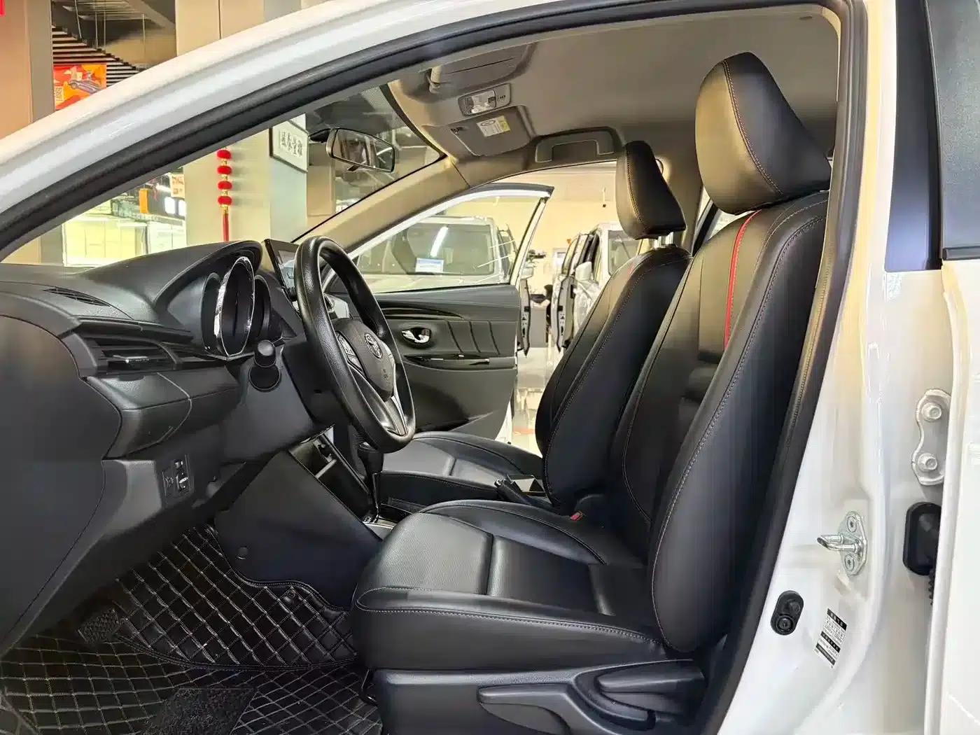 YARiS L 2022 Model YARiS X 1.5L CVT Luxury PLUS Edition — миниатюра 4