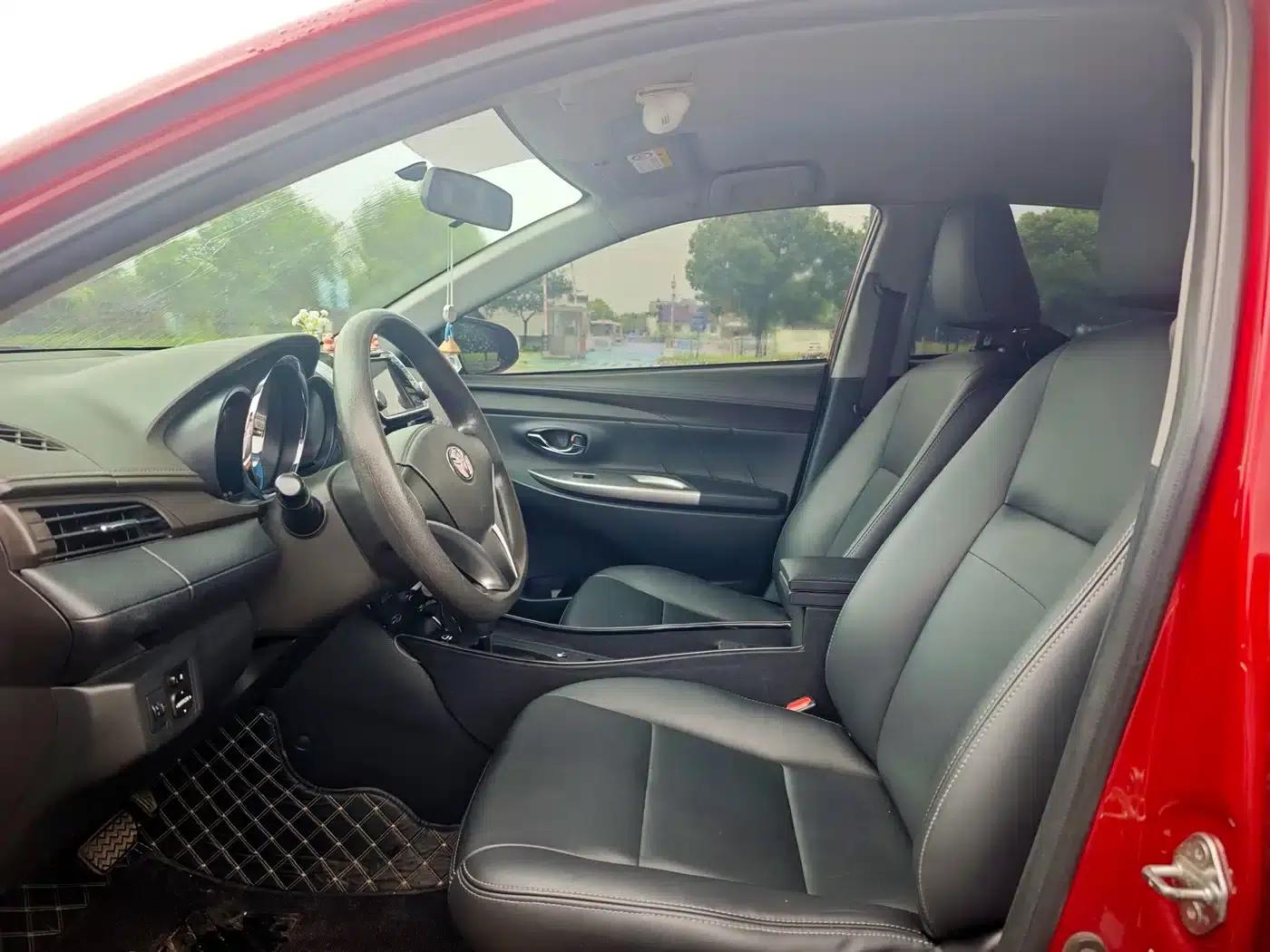 YARiS L Zhixuan 2015 1.5E Automatic Dynamic Edition — миниатюра 11