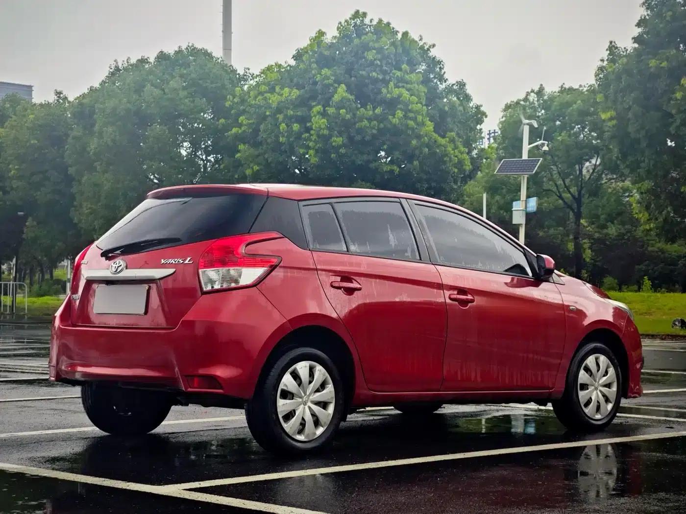 YARiS L Zhixuan 2015 1.5E Automatic Dynamic Edition — миниатюра 7