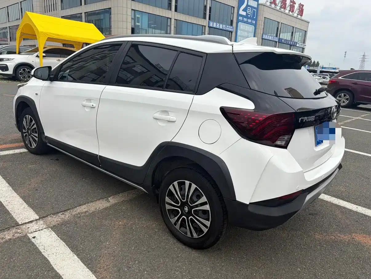 YARiS L 2022 Model YARiS X 1.5L CVT Leading PLUS Edition — миниатюра 4