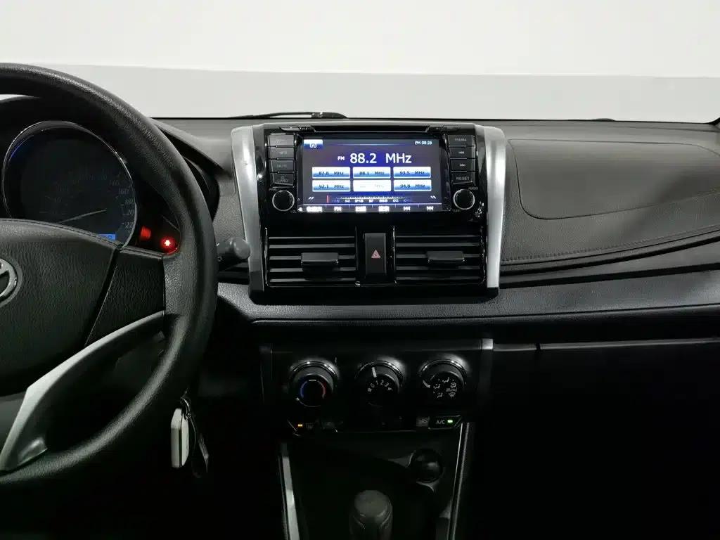 YARiS L Zhixuan 2015 1.5E Automatic Dynamic Edition — миниатюра 12