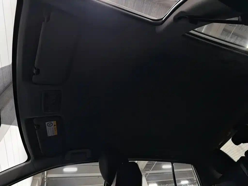 YARiS L Zhixuan 2015 1.5E Automatic Dynamic Edition — миниатюра 14