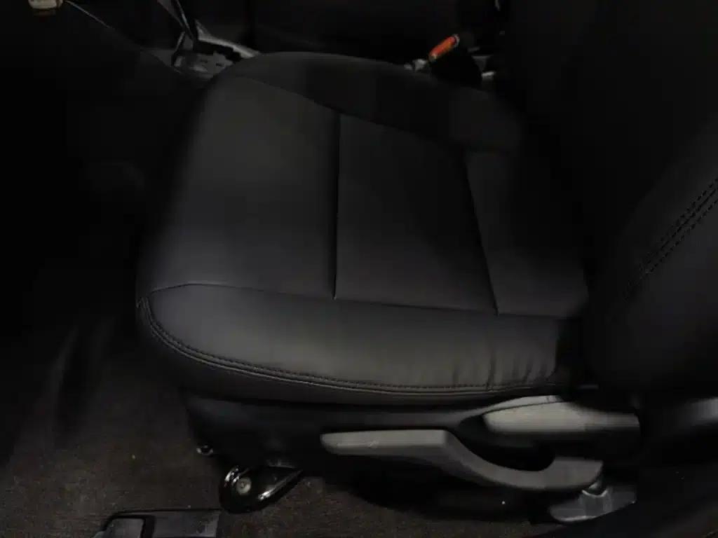 YARiS L Zhixuan 2015 1.5E Automatic Dynamic Edition — миниатюра 20