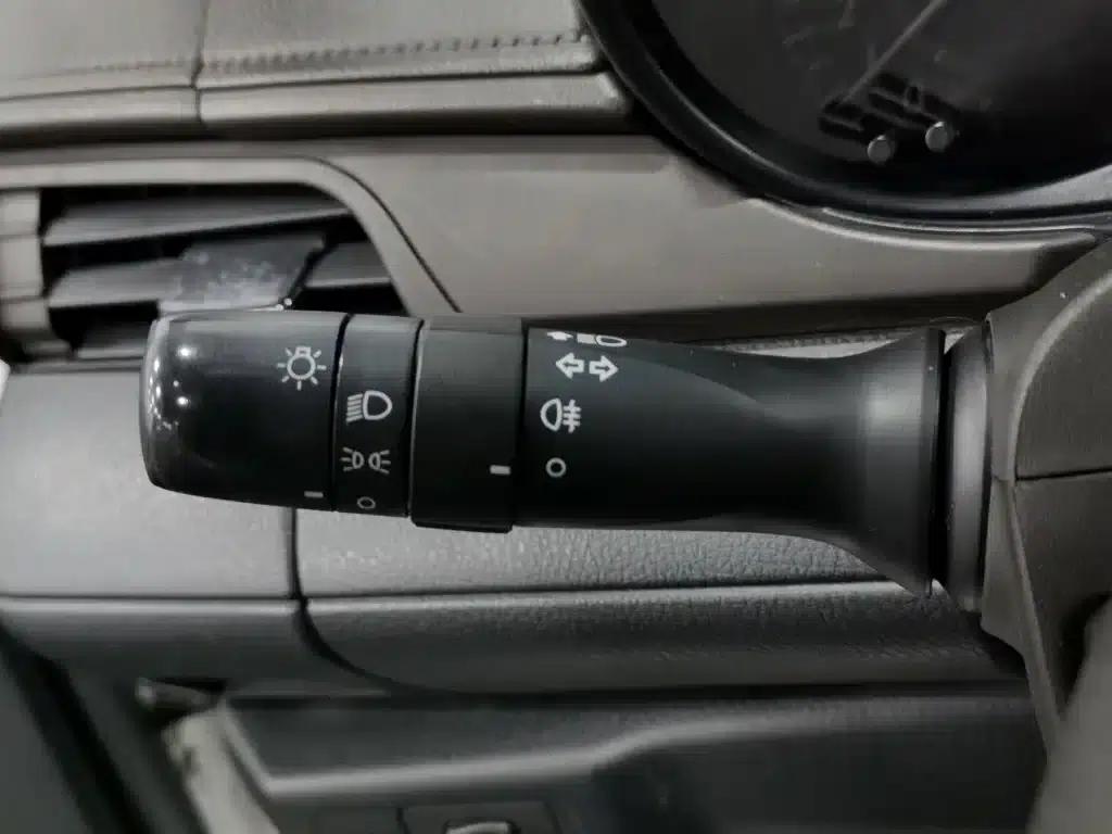 YARiS L Zhixuan 2015 1.5E Automatic Dynamic Edition — миниатюра 21