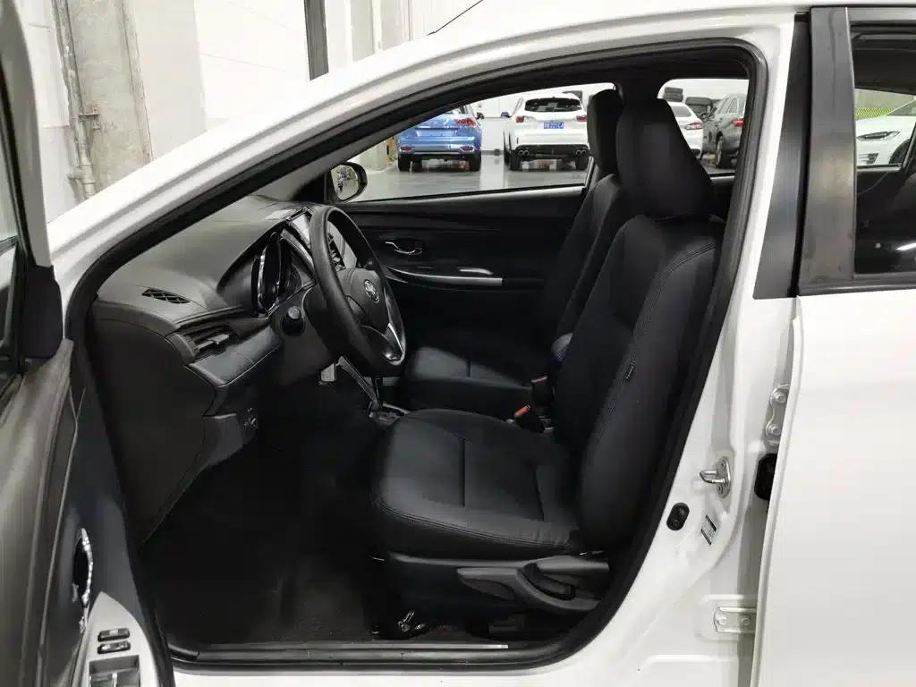 YARiS L Zhixuan 2015 1.5E Automatic Dynamic Edition — миниатюра 10