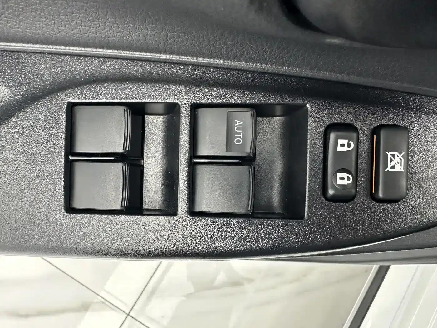 YARiS L 2022 Model YARiS X 1.5L CVT Luxury PLUS Edition — миниатюра 11