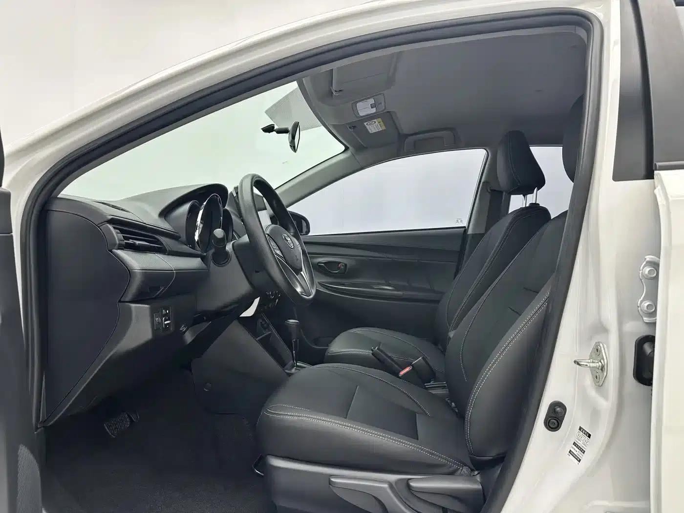 YARiS L 2022 Model YARiS X 1.5L CVT Luxury PLUS Edition — миниатюра 5
