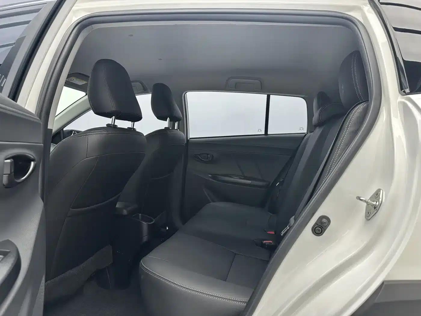 YARiS L 2022 Model YARiS X 1.5L CVT Luxury PLUS Edition — миниатюра 6