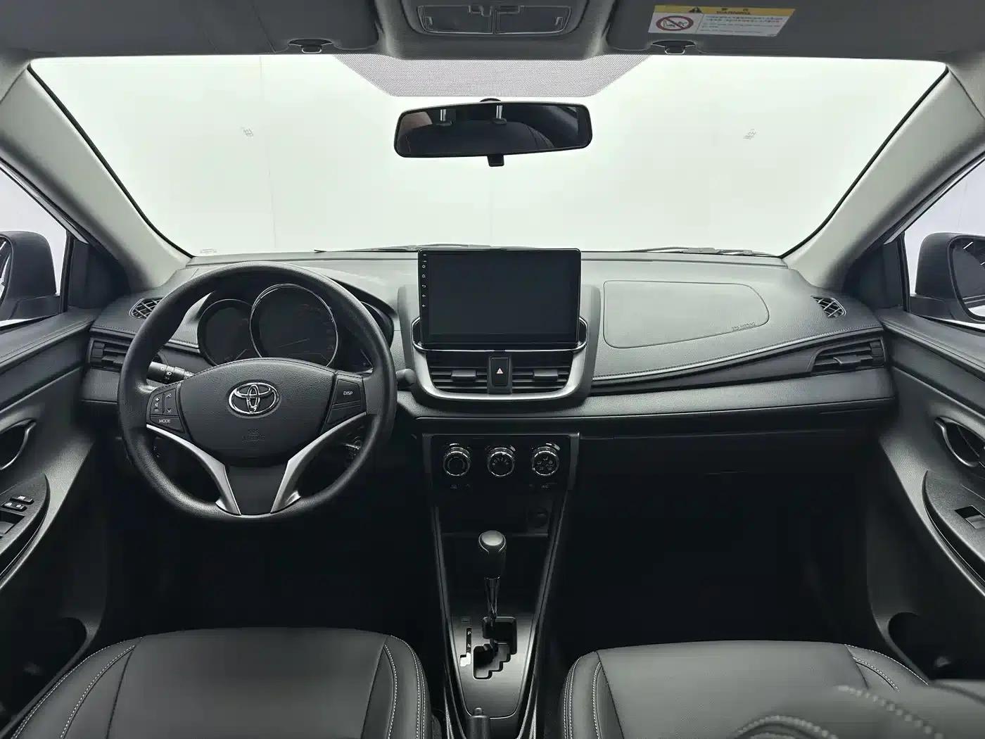 YARiS L 2022 Model YARiS X 1.5L CVT Luxury PLUS Edition — миниатюра 7