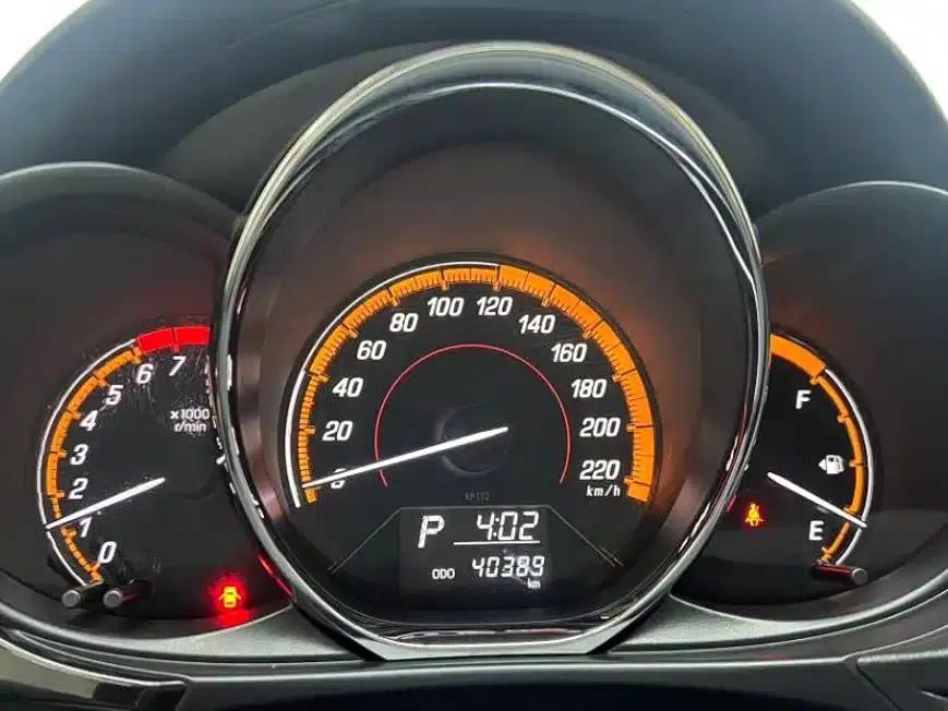 YARiS L 2022 Model YARiS X 1.5L CVT Luxury PLUS Edition — миниатюра 12