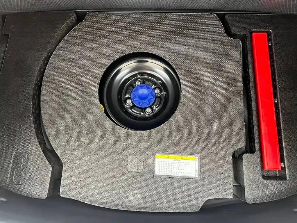 YARiS L 2022 Model YARiS X 1.5L CVT Luxury PLUS Edition — миниатюра 9