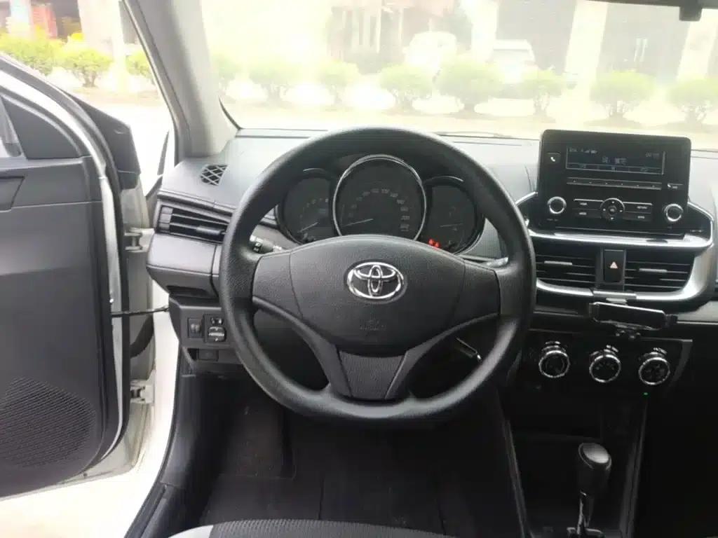 YARiS L Zhixuan 2020 1.5L CVT Leading Edition — миниатюра 11