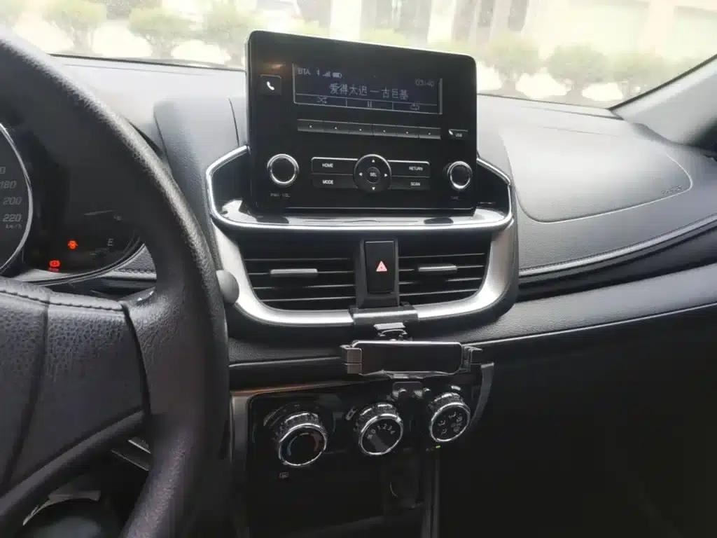 YARiS L Zhixuan 2020 1.5L CVT Leading Edition — миниатюра 13