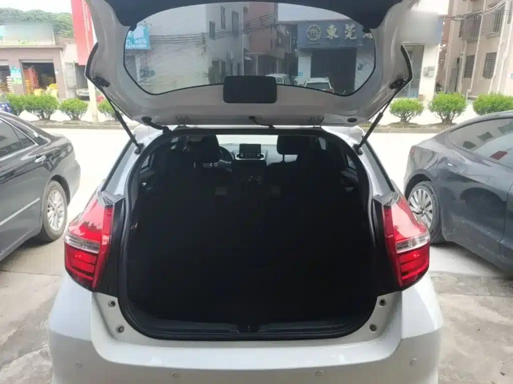 YARiS L Zhixuan 2020 1.5L CVT Leading Edition — миниатюра 19