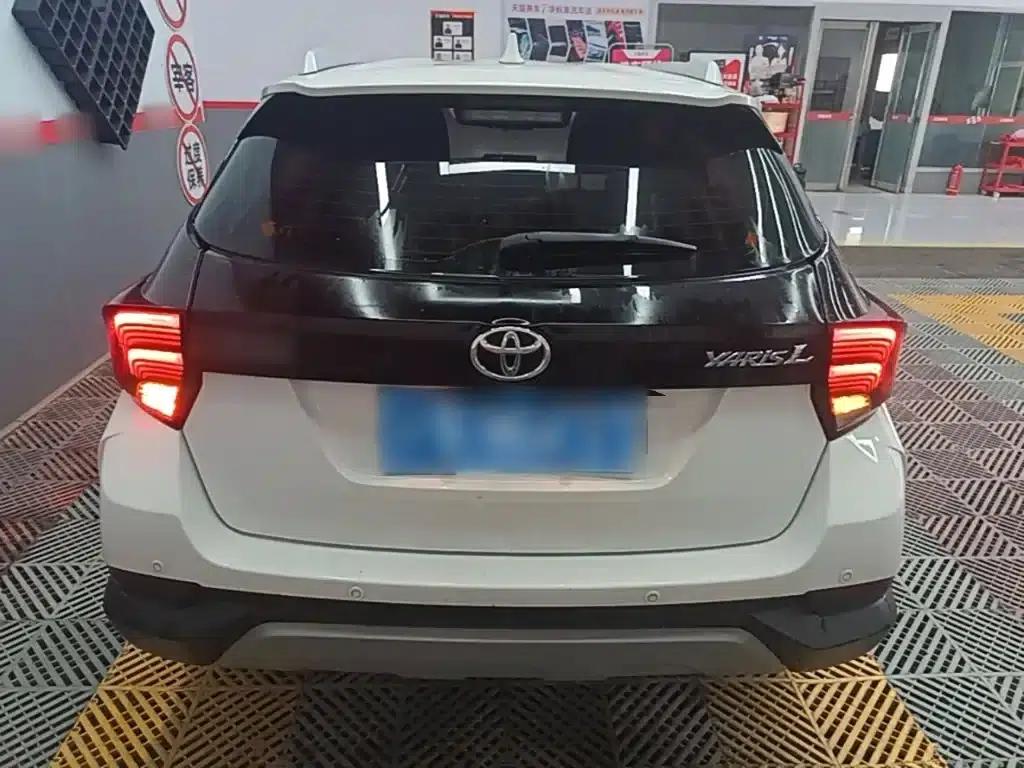 YARiS L 2022 Model YARiS X 1.5L CVT Leading PLUS Edition — миниатюра 6