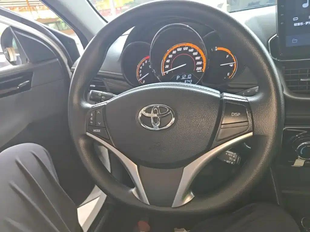 YARiS L 2022 Model YARiS X 1.5L CVT Luxury PLUS Edition — миниатюра 11