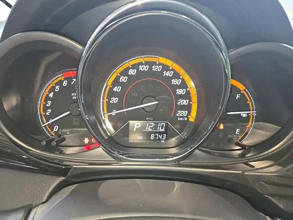 YARiS L 2022 Model YARiS X 1.5L CVT Luxury PLUS Edition — миниатюра 12
