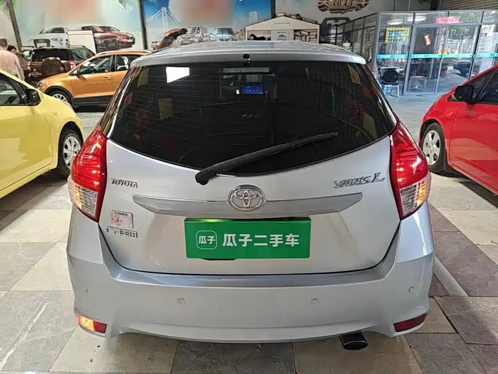 YARiS L Zhixuan 2015 1.5G Automatic Dynamic Sunroof Special Edition — миниатюра 6