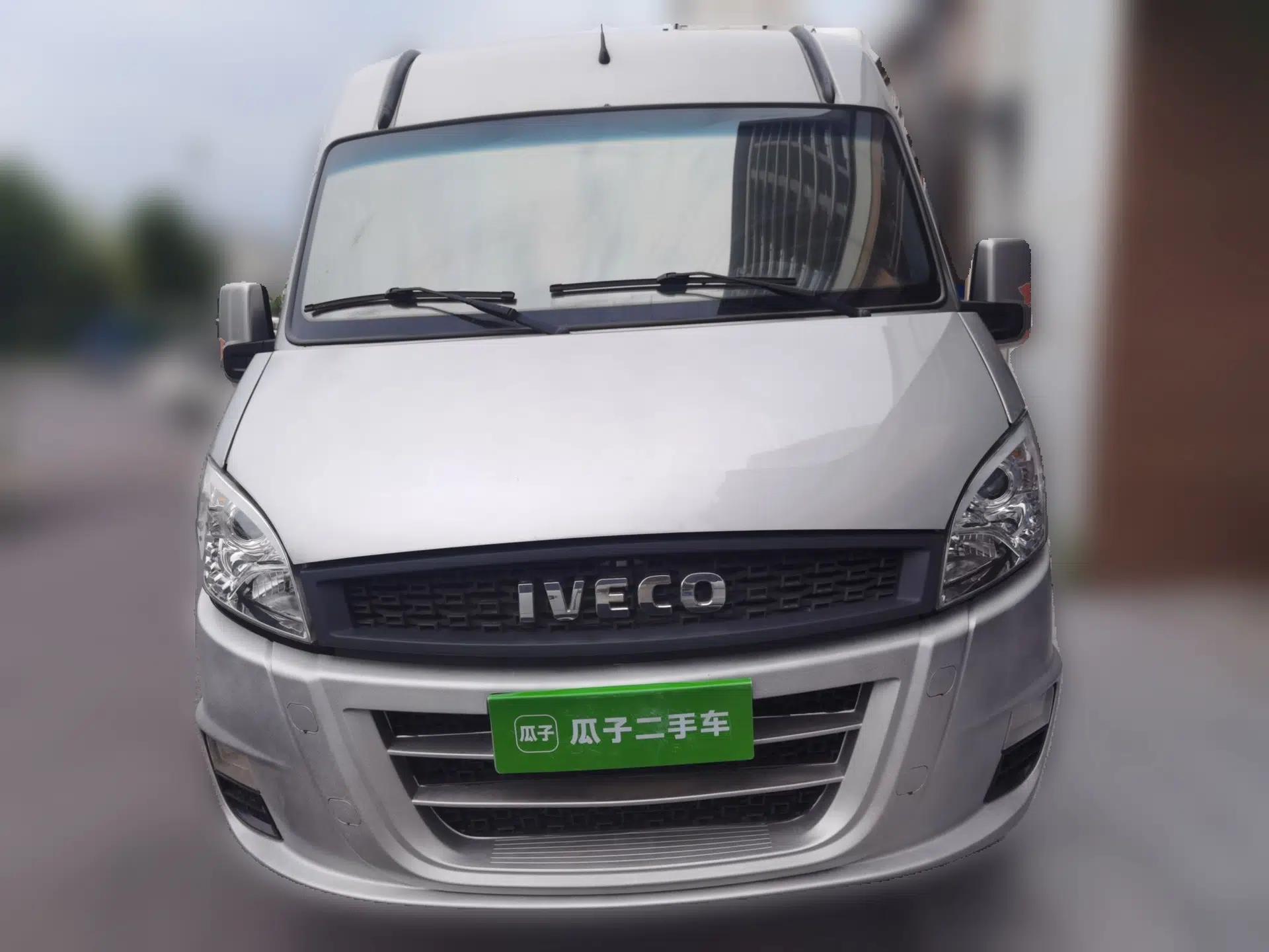Iveco Power Daily Iveco Bodi 2018, 2.5-liter manual, 9-seater, high-roof, diesel-powered — миниатюра 2