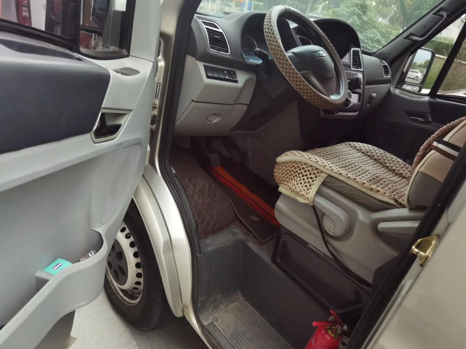 Iveco Power Daily Iveco Bodi 2018, 2.5-liter manual, 9-seater, high-roof, diesel-powered — миниатюра 16