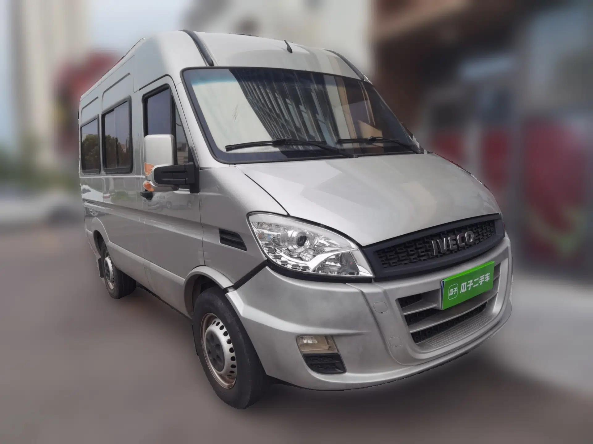 Iveco Power Daily Iveco Bodi 2018, 2.5-liter manual, 9-seater, high-roof, diesel-powered — миниатюра 3
