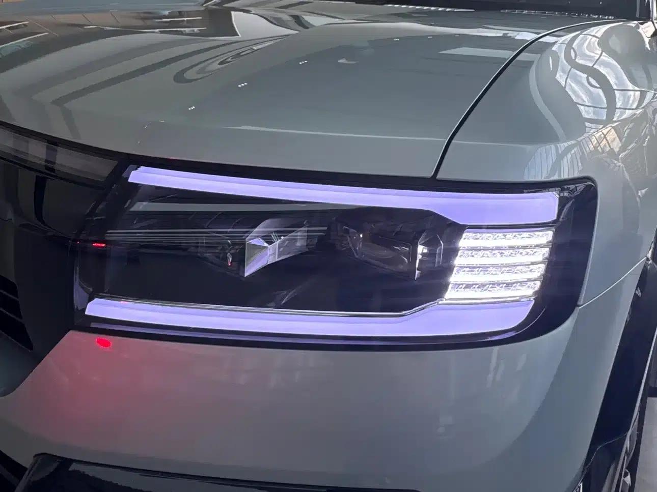 Leopard 8 2025 Smart & Brave Flagship Edition 7-Seater — миниатюра 5