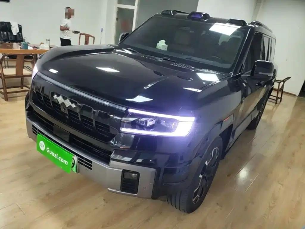 Leopard 8 2025 Smart & Brave Flagship Edition 7-Seater — миниатюра 1