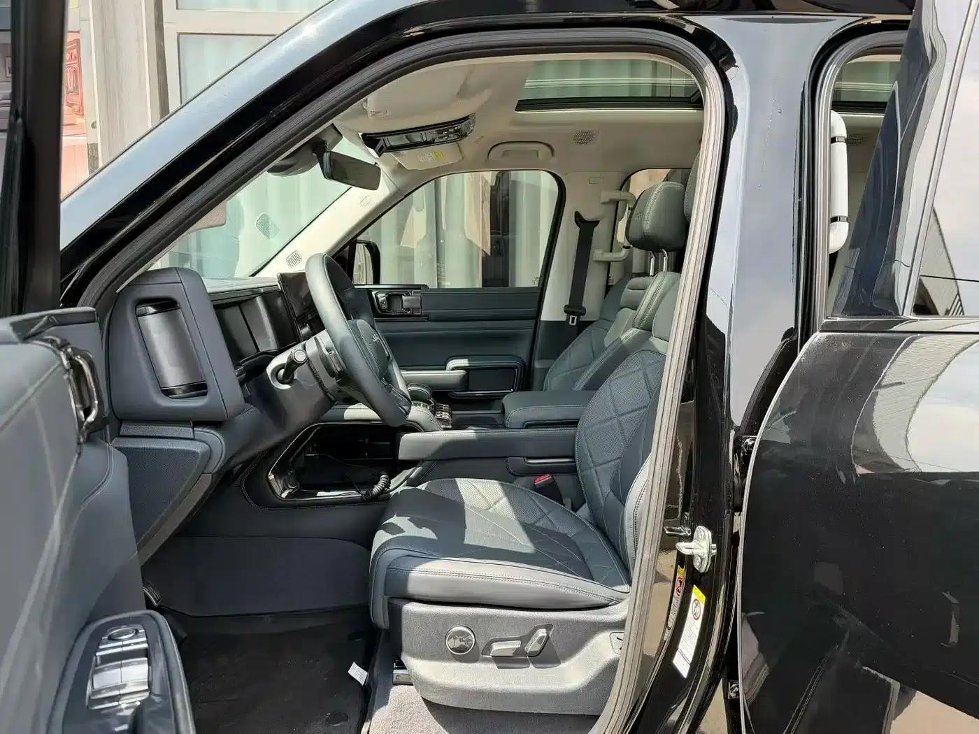 Leopard 5 2025 Model 125KM Sky God Intelligent Driving Max Edition — миниатюра 4