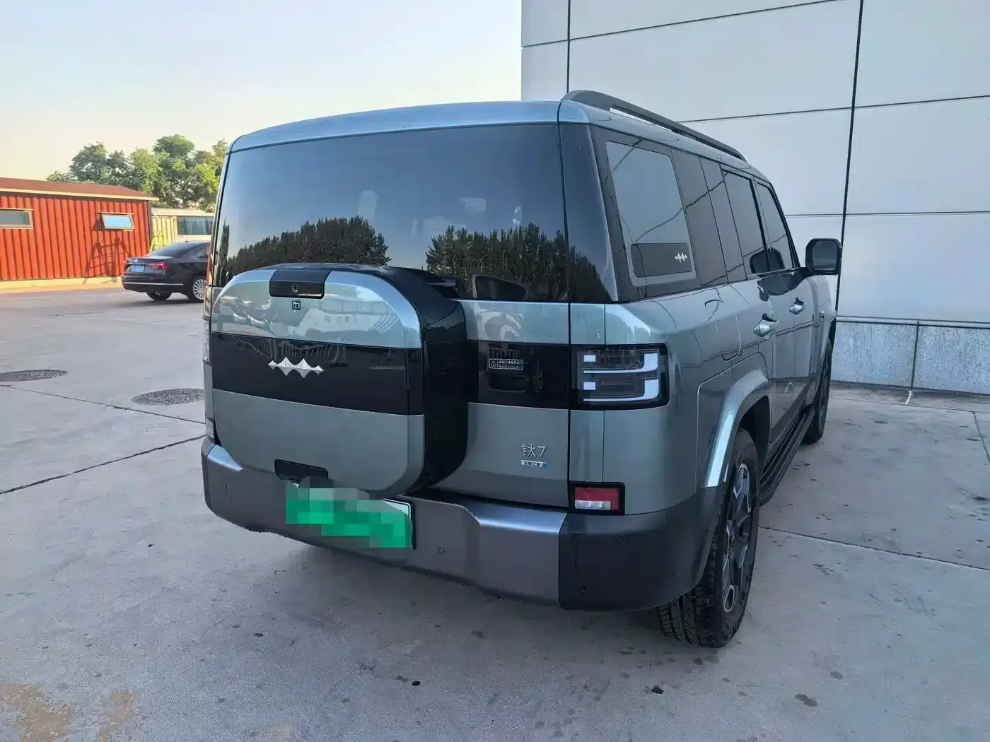 Titanium 7 2025 Model 200KM 2WD Max Edition — миниатюра 4