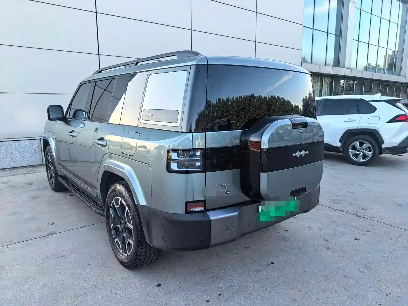Titanium 7 2025 Model 200KM 2WD Max Edition — миниатюра 6