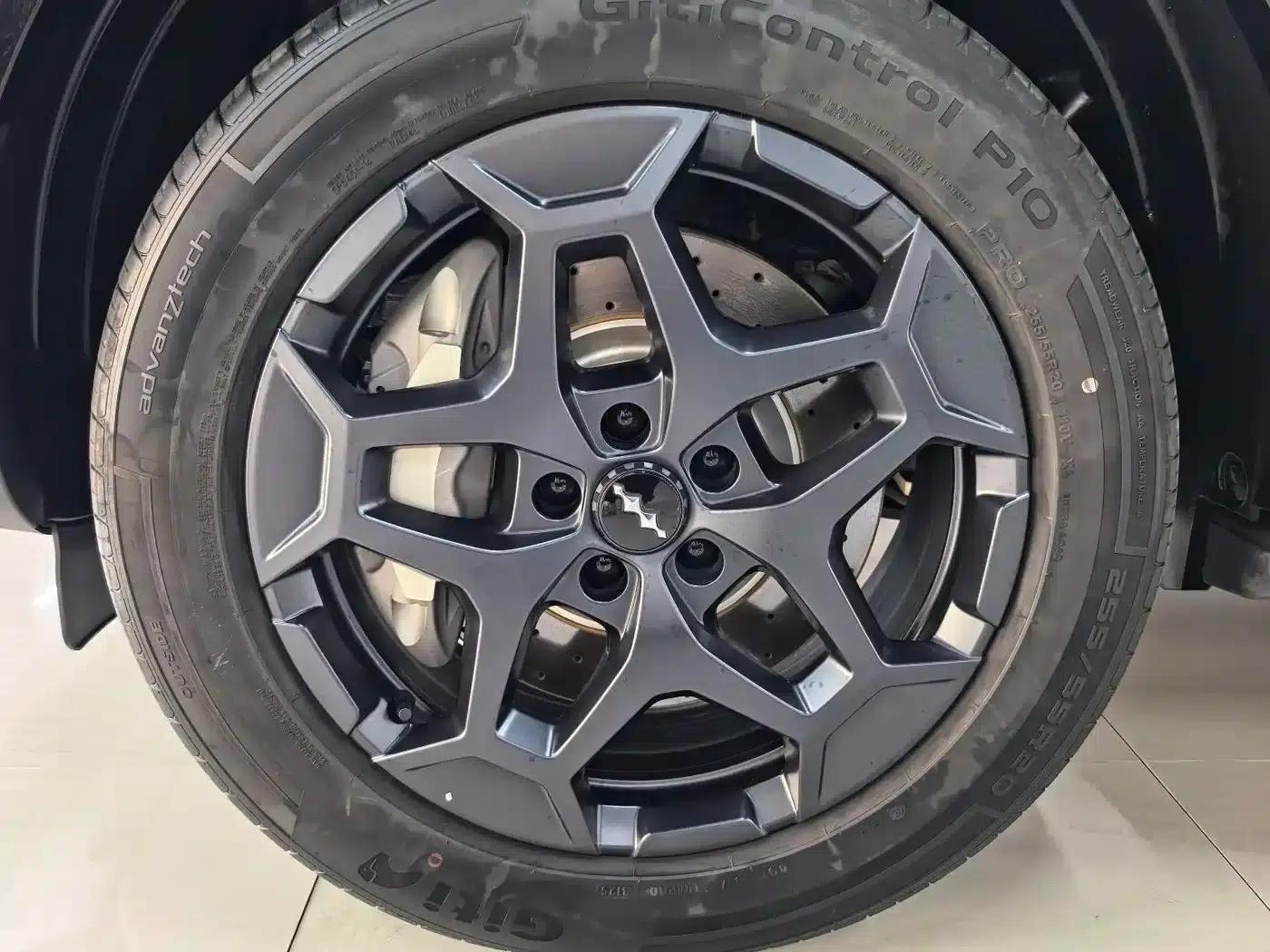 Titanium 7 2025 Model 190KM 4WD Ultra Edition — миниатюра 13