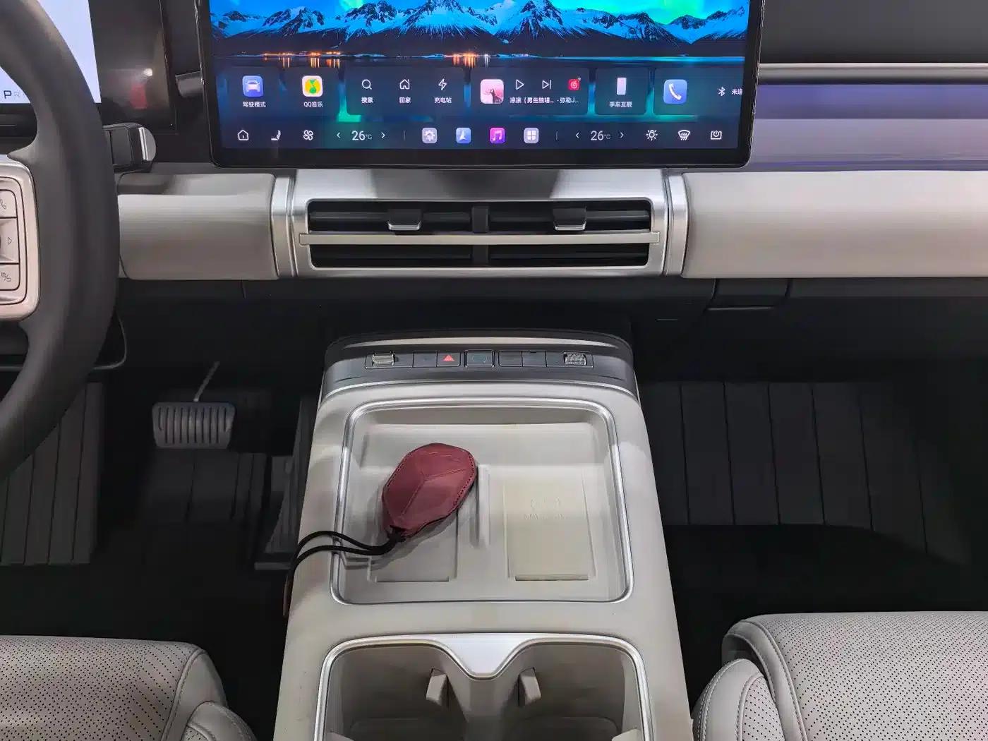 Titanium 7 2025 Model 190KM 4WD Ultra Edition — миниатюра 8