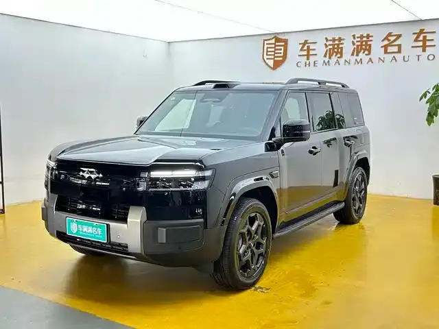 Titanium 7 2025 Model 190KM 4WD Ultra Edition