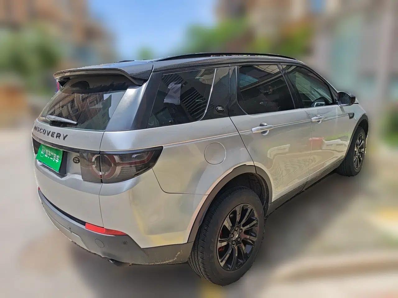 Land Rover Discovery Sport 2016 2.0T SE — миниатюра 6
