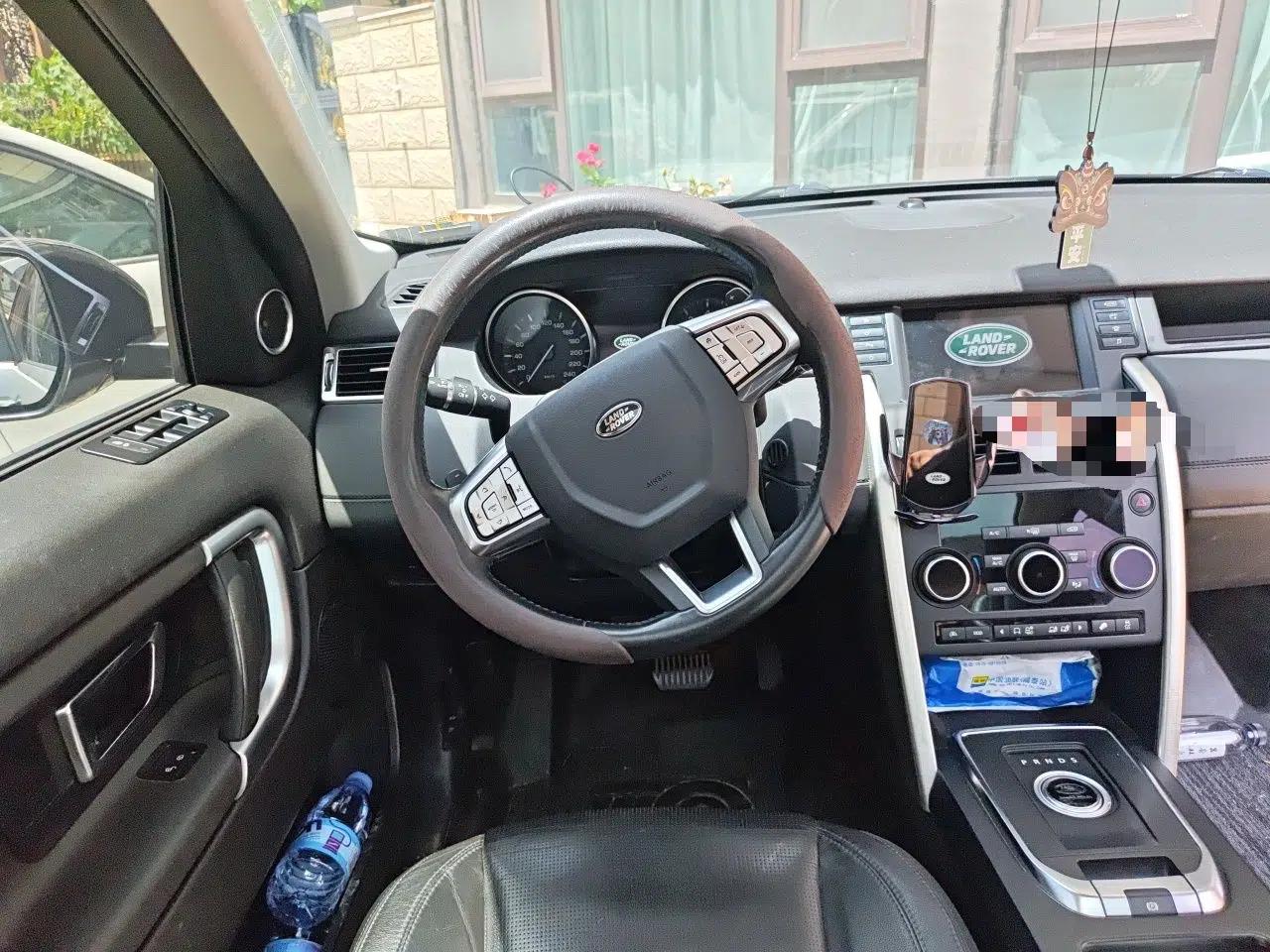 Land Rover Discovery Sport 2016 2.0T SE — миниатюра 10