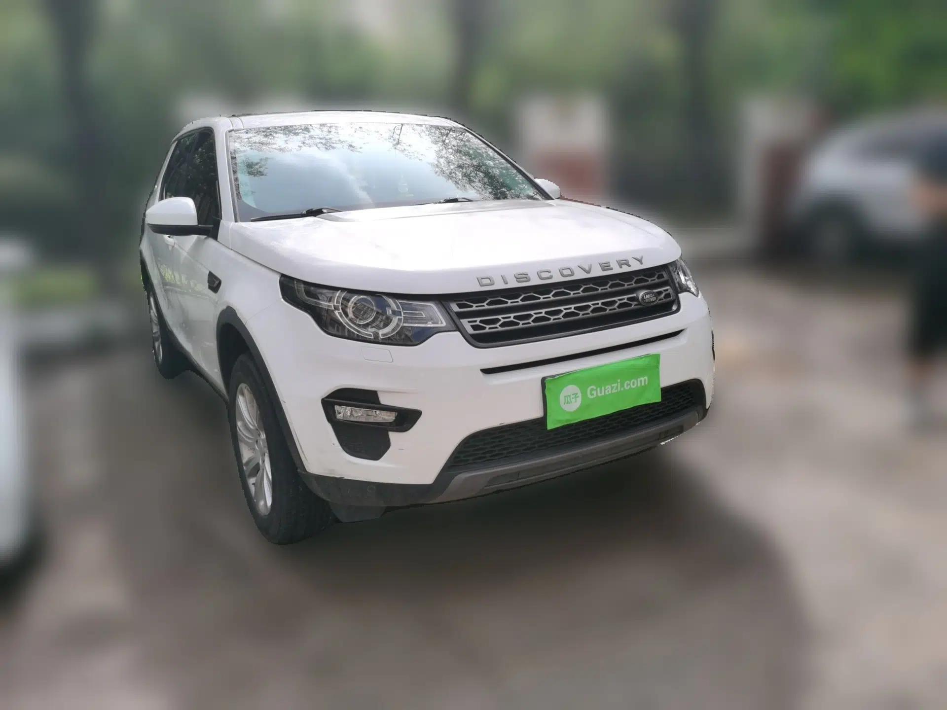 Land Rover Discovery Sport 2017 2.0T SE — миниатюра 3