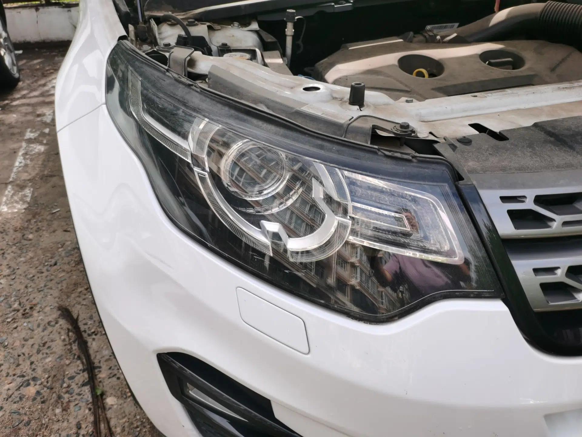 Land Rover Discovery Sport 2017 2.0T SE — миниатюра 7