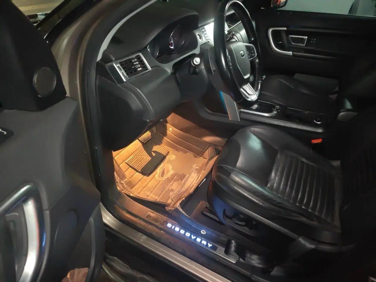 Land Rover Discovery Sport 2015 2.0T HSE LUXURY — миниатюра 16