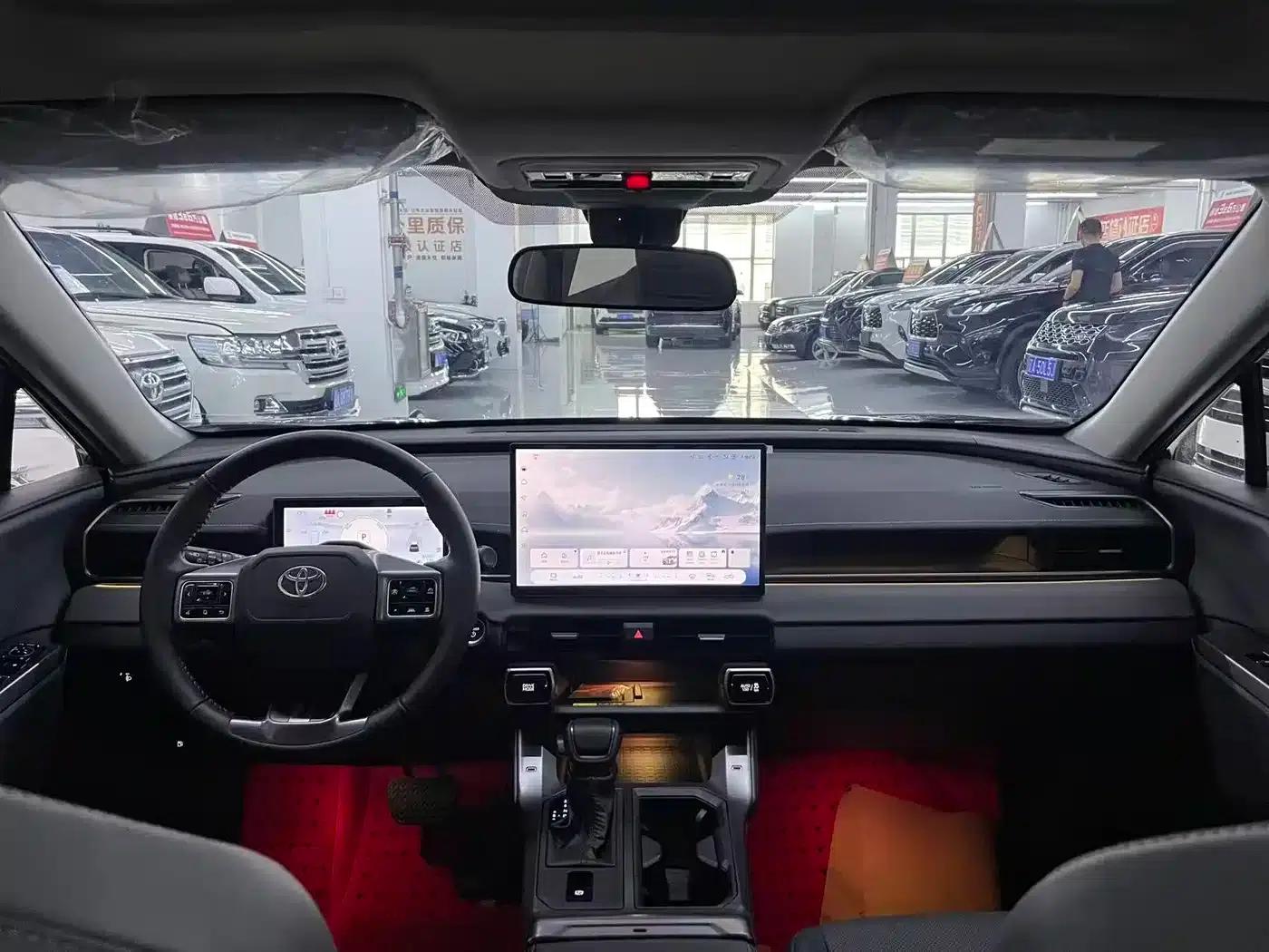 Highlander 2026 2.0L Intelligent Hybrid Dual Engine AIR — миниатюра 5