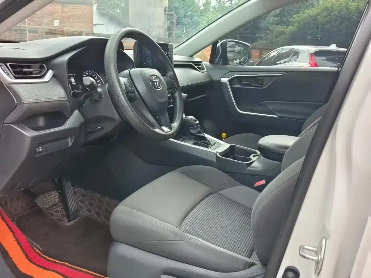 2023 Toyota Highlander 2.0L CVT 2WD Urban Edition — миниатюра 4