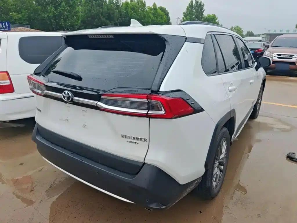 2023 Toyota RAV4 2.0L CVT 4WD Luxury PLUS Edition — миниатюра 7