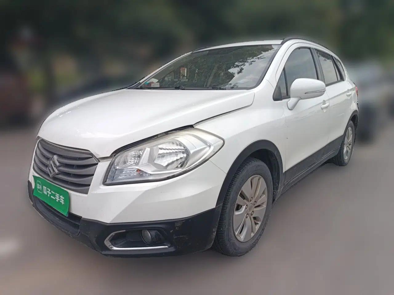 Suzuki S-Cross 2014 1.6L CVT Two-Wheel Drive Entry Model — миниатюра 1