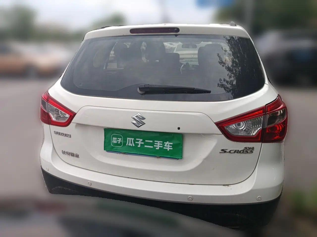 Suzuki S-Cross 2014 1.6L CVT Two-Wheel Drive Entry Model — миниатюра 5