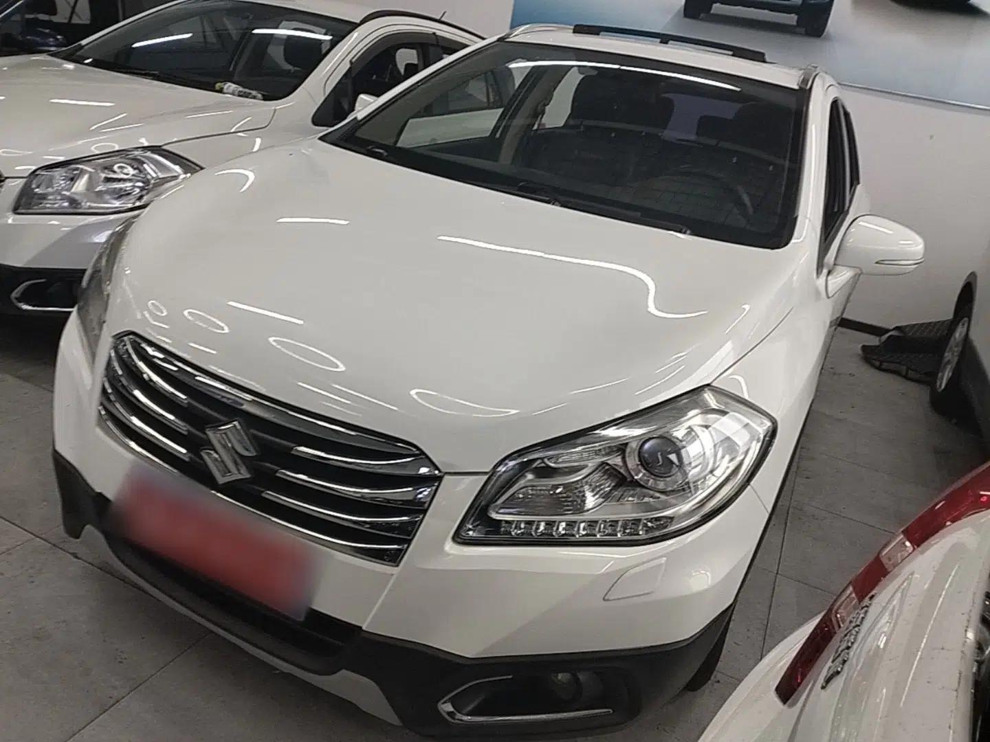 Suzuki S-Cross 2014 1.6L CVT Two-Wheel Drive Elite Version — миниатюра 1