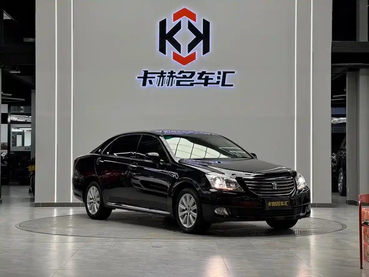 Crown 2011 2.5L Royal Leather Sunroof Special Edition — миниатюра 3