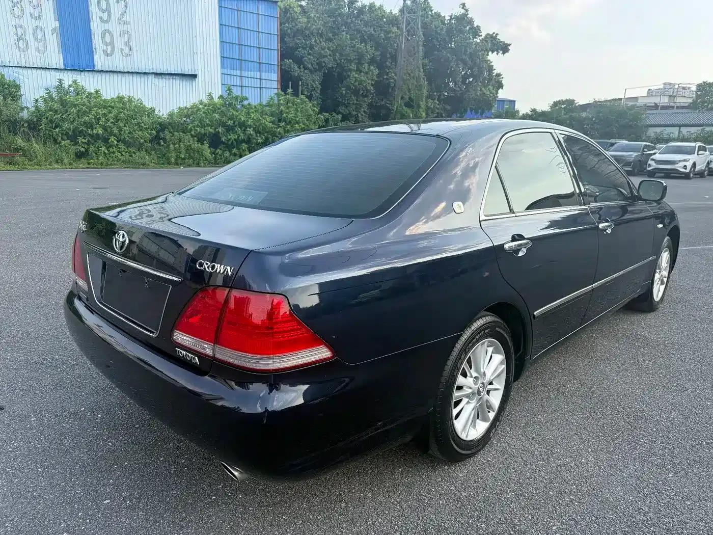 Crown 2006 2.5L Royal Leather Edition — миниатюра 5